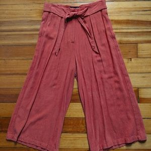 NWOT Stella Luce linen gaucho pants
